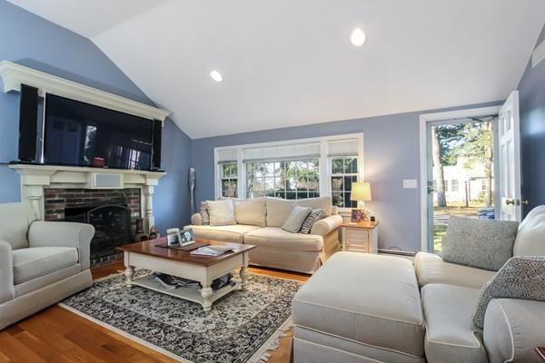 20 Windshore St - Photo 1