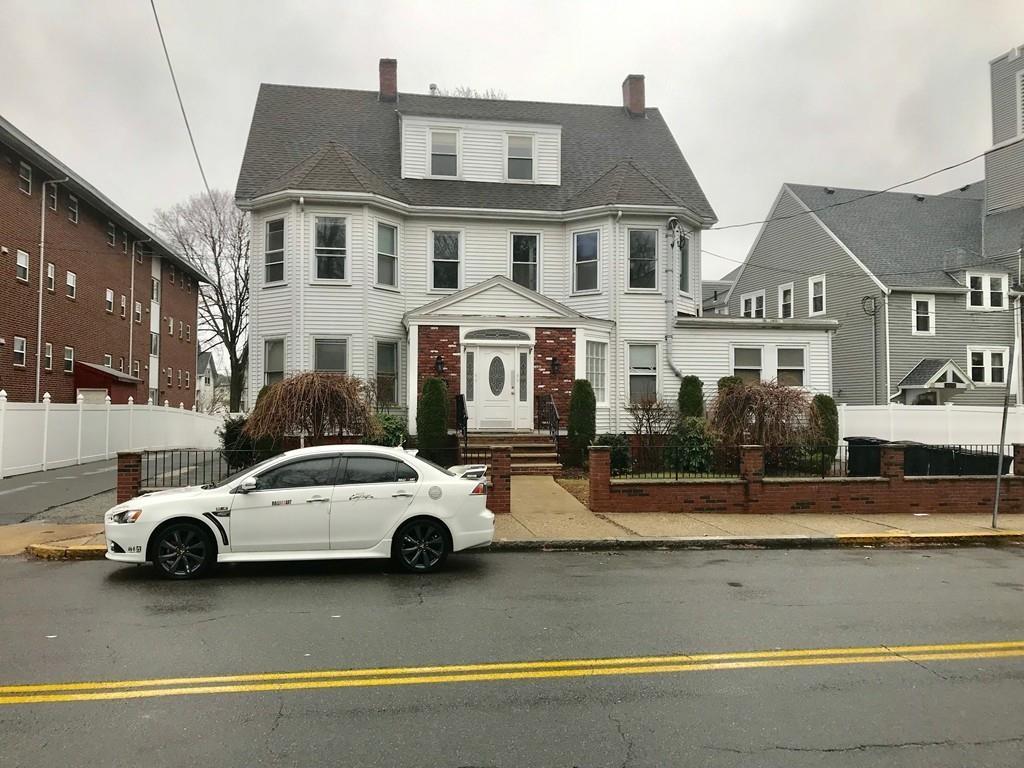44 Essex St - Photo 1