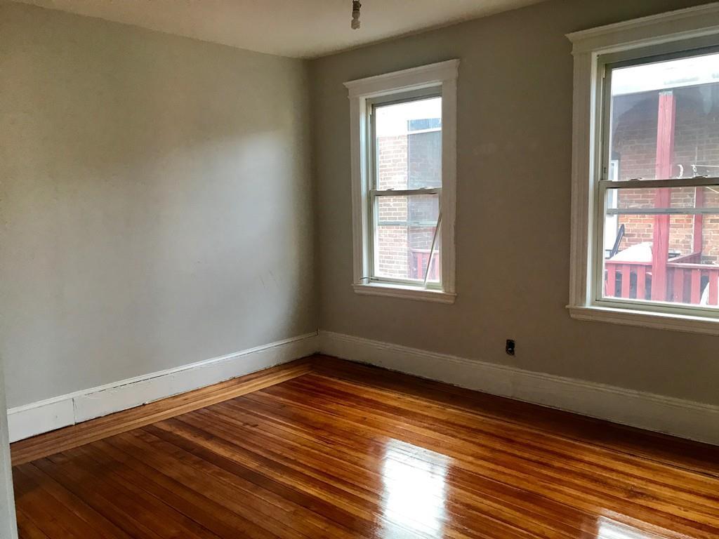 23 Chester Ave - Photo 1