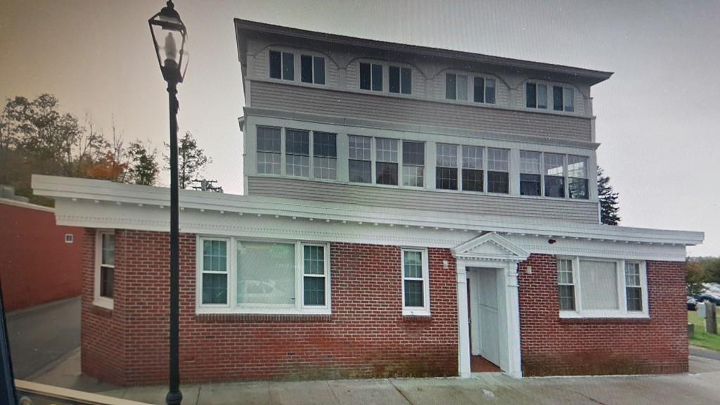 552 Main Street - Photo 1