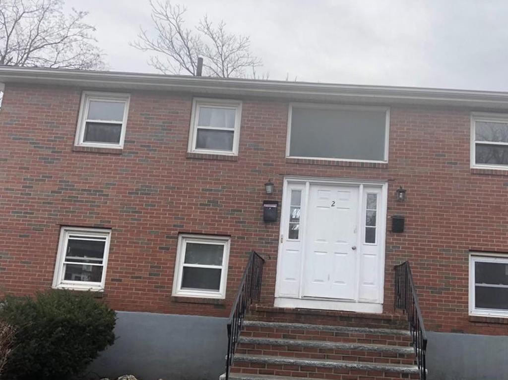 2 Metropolitan Cir - Photo 1