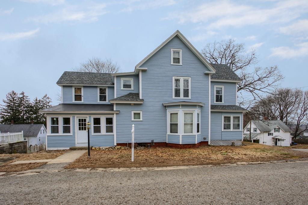 231 Drury Ave - Photo 1