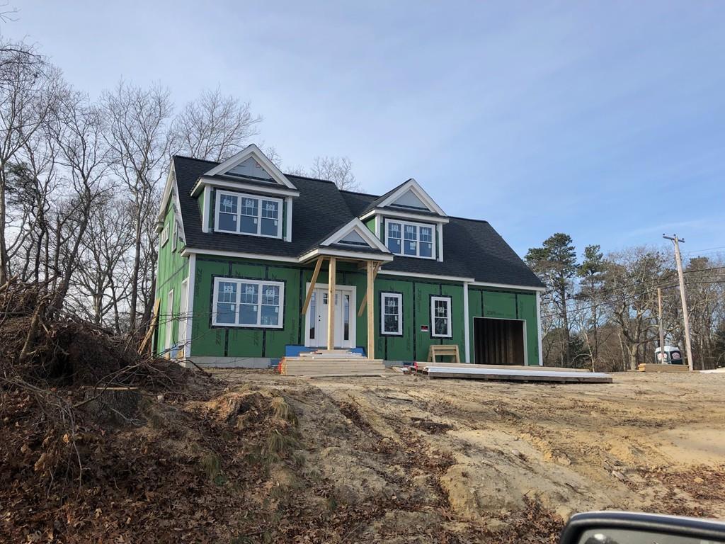 9 Cape Cod Ave - Photo 1