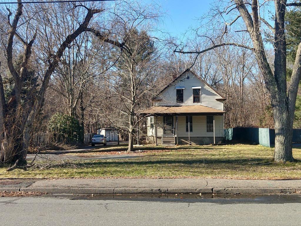 115 Arlington St - Photo 1