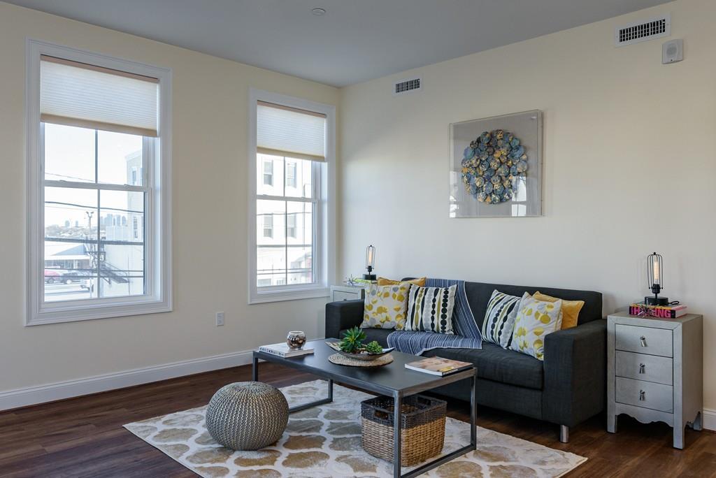 315 Broadway - Photo 1