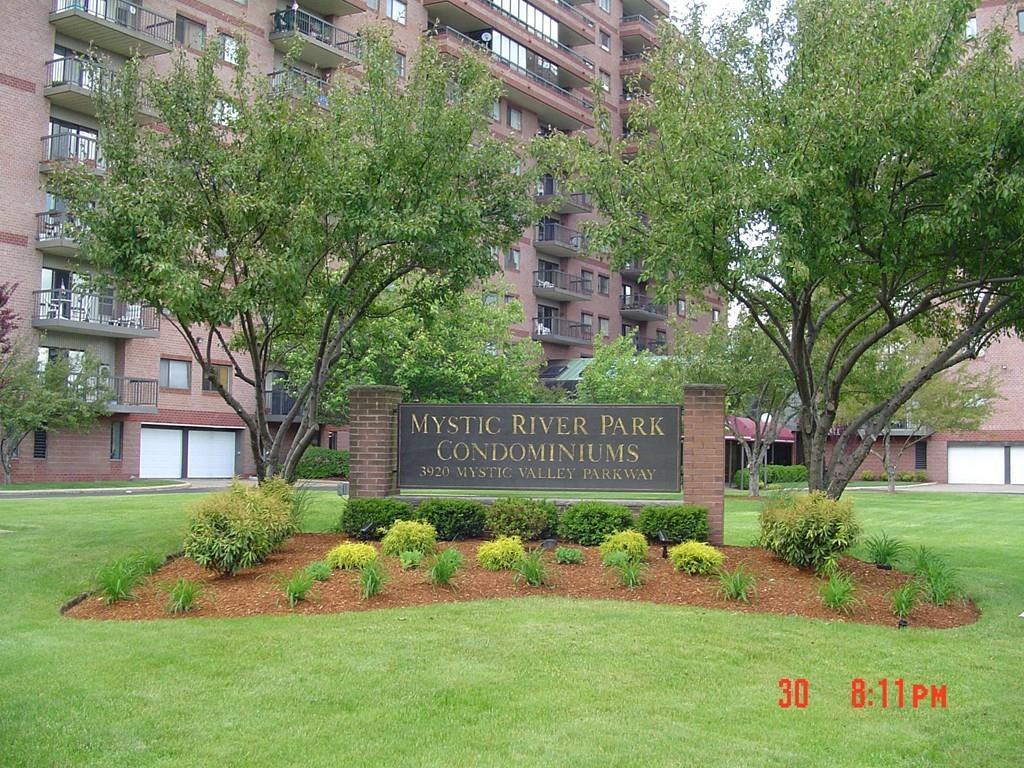 3920 Mystic Valley Pkwy - Photo 1