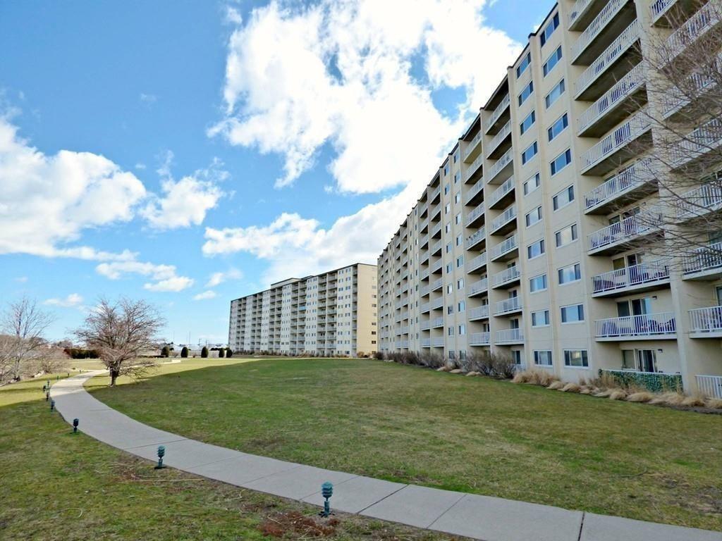 200 Cove Way - Photo 1