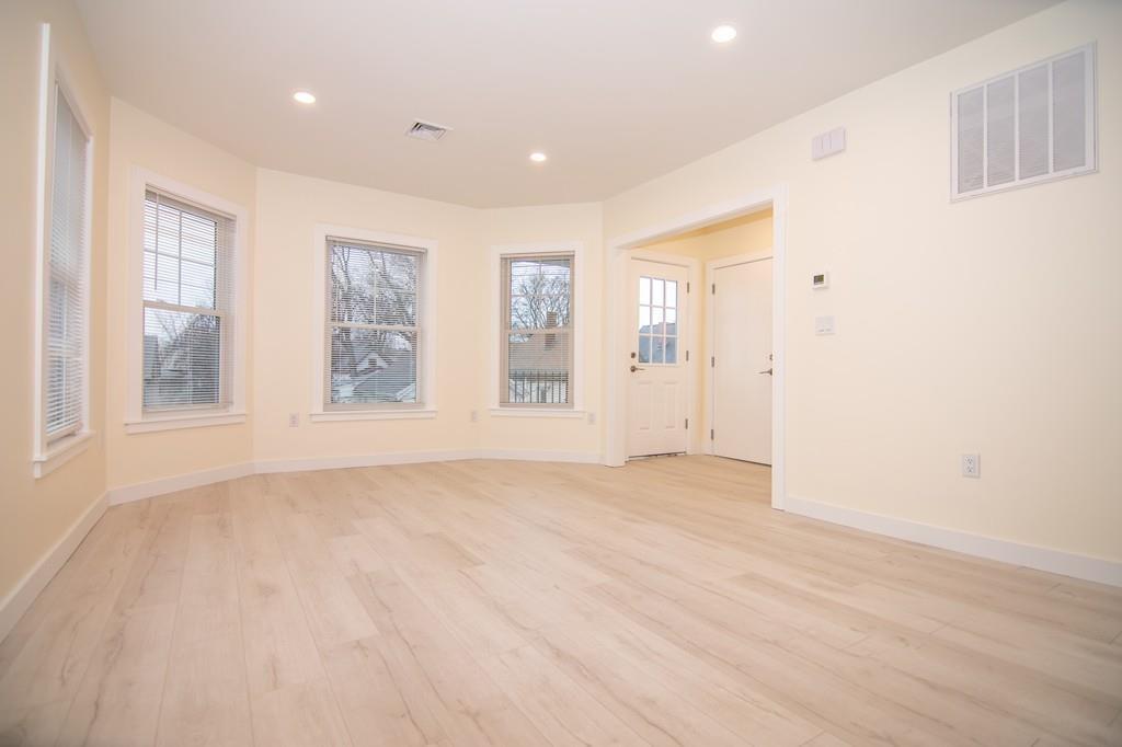 3 Evergreen Ave - Photo 1