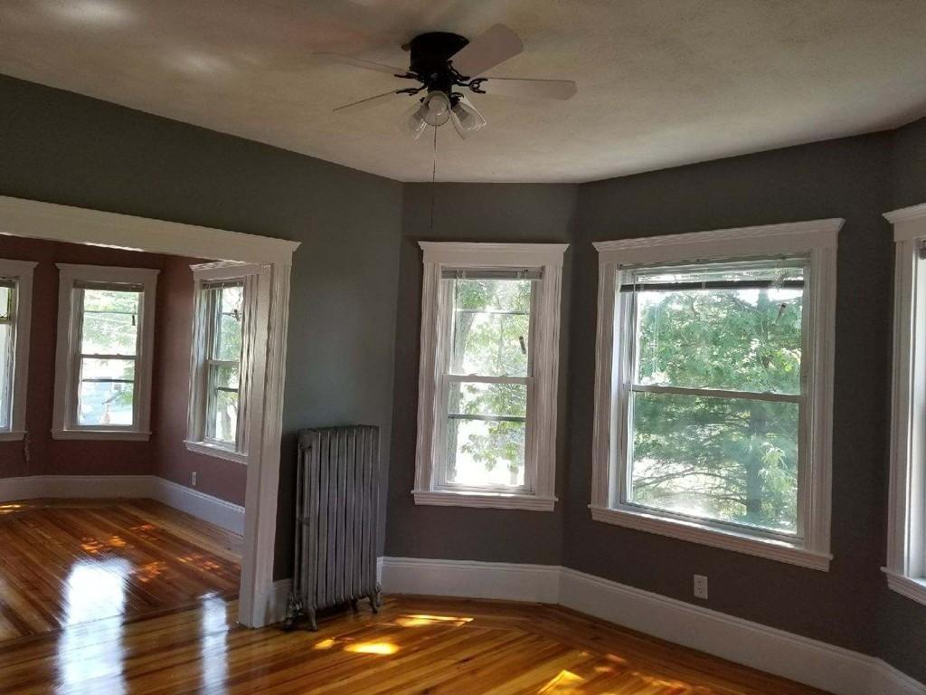 10 Weymouth Avenue - Photo 1