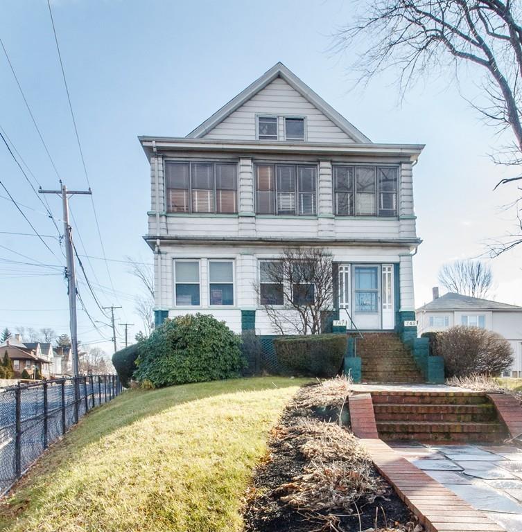 745 Fellsway - Photo 1