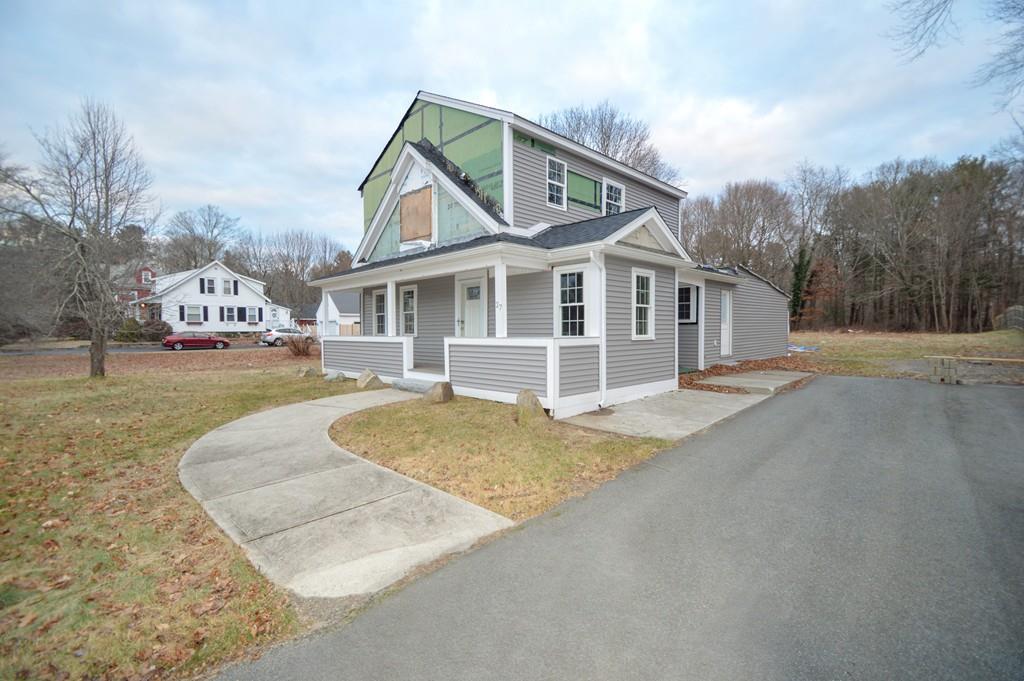 27 Pleasant St - Photo 1