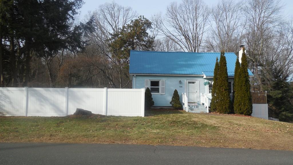 136 Elizabeth Ave - Photo 1