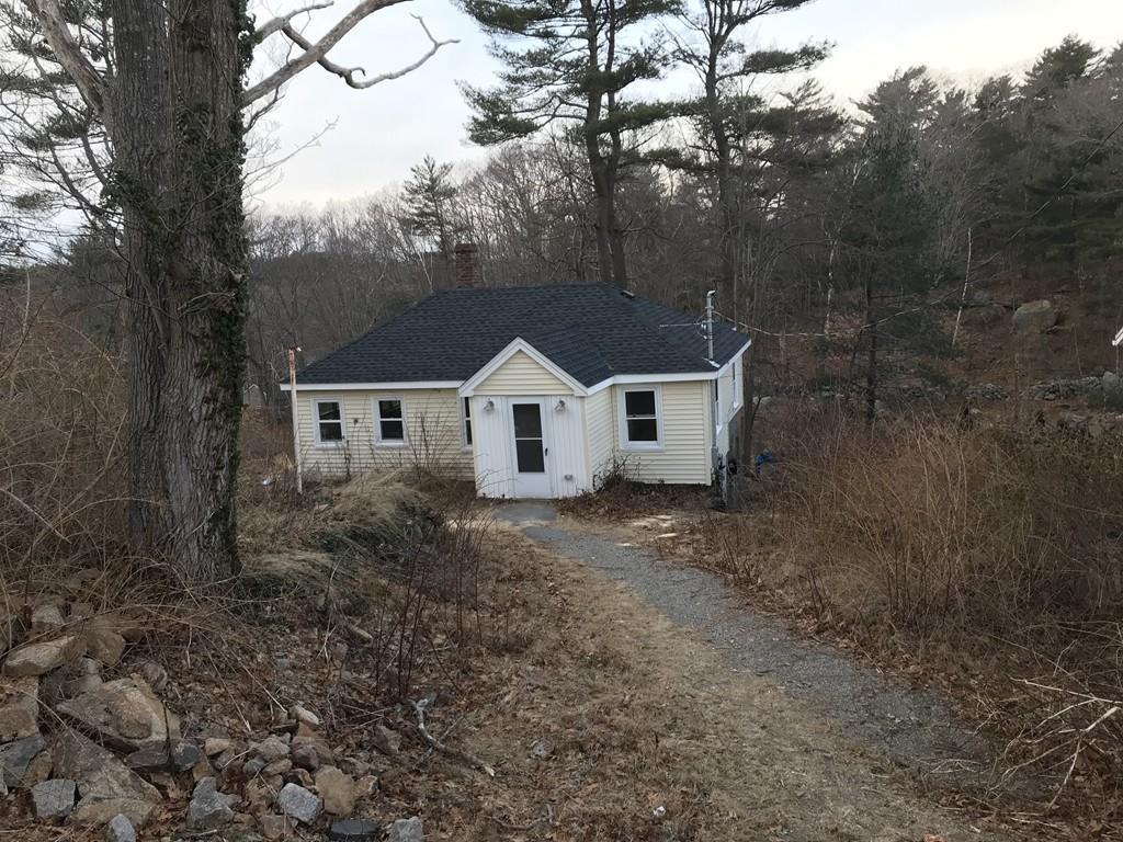 17 Lyndale Avenue - Photo 1