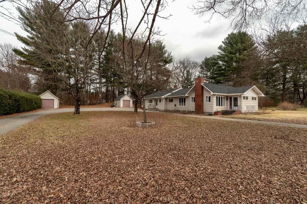 653 Quinebaug Rd - Photo 1