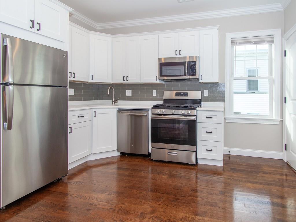 17 Kenneson Rd - Photo 1