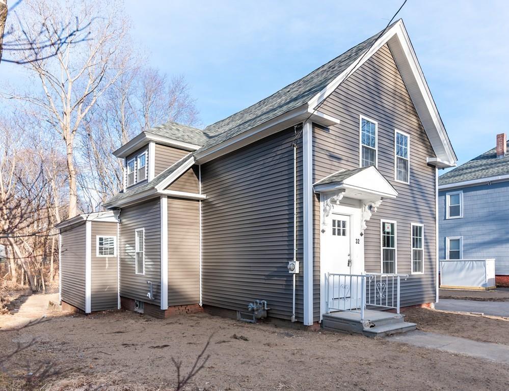 32 Race St - Photo 1