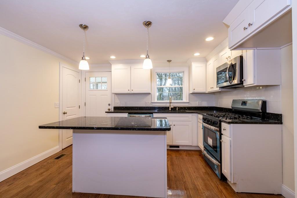 33 Wilmot Street - Photo 1