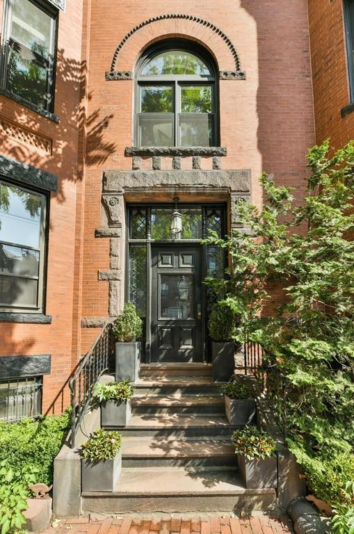 445 Marlborough - Photo 1