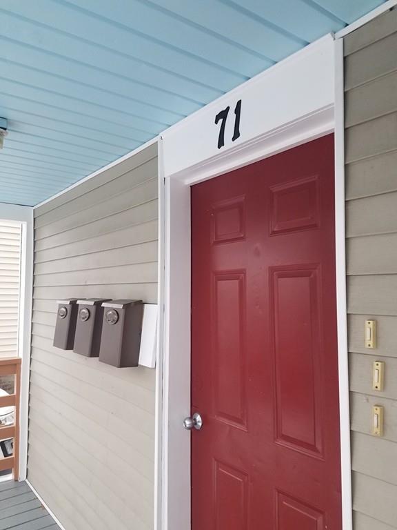 71 Maywood Street - Photo 1