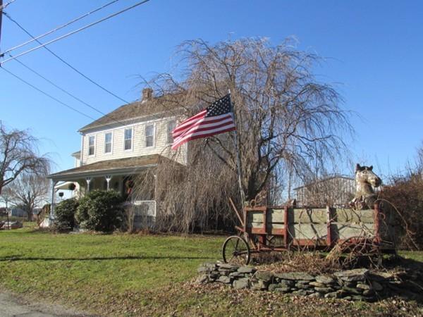393 Seapowet - Photo 1