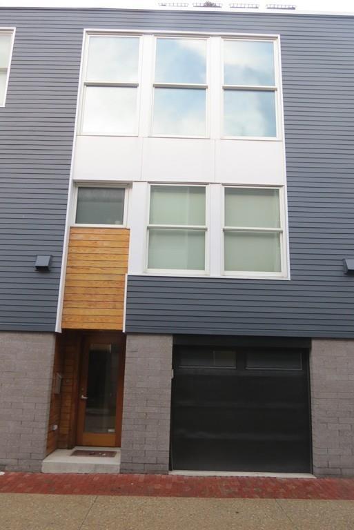 559 E 2nd St - Photo 1