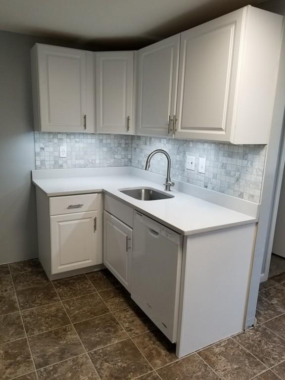 102 Hooper Rd - Photo 1