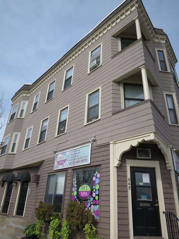 669 Somerville Ave - Photo 1