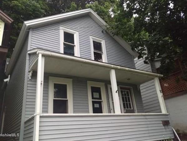 10 Bellevue Ave - Photo 1