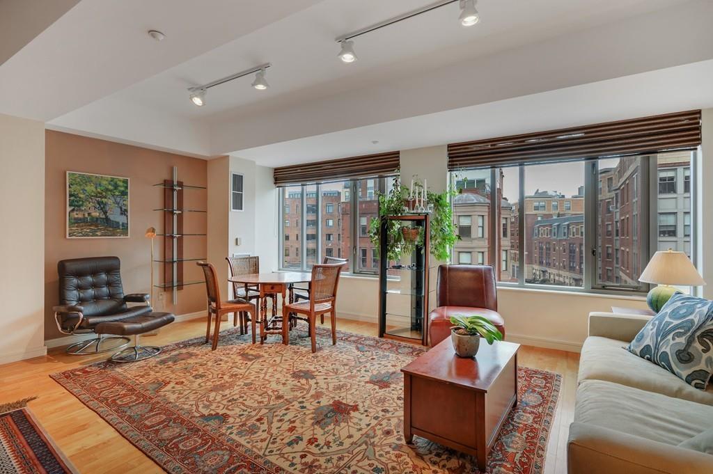 1313 Washington Street - Photo 1
