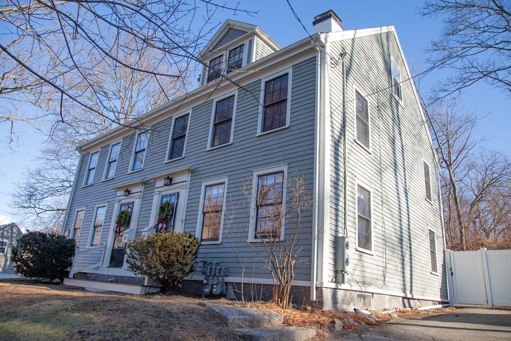11 Water St - Photo 1