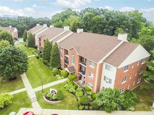 1 Maplecrest Circle - Photo 1