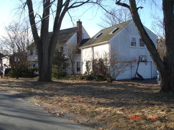 19 Mohawk Road - Photo 1