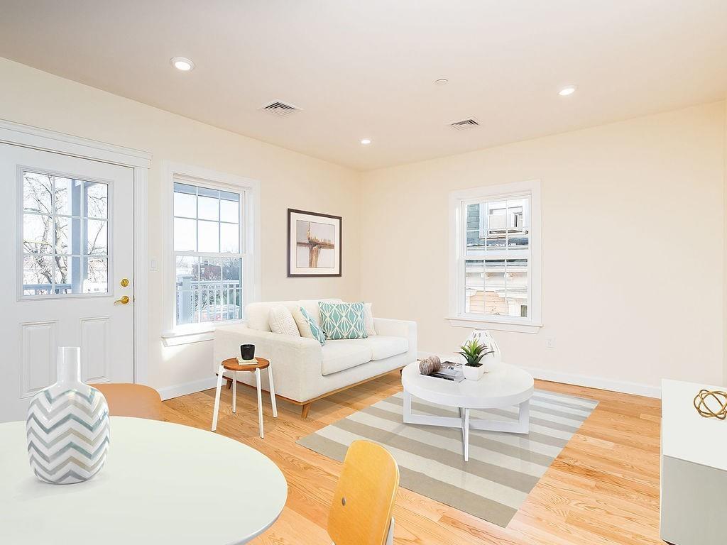 8 Greenville St - Photo 1