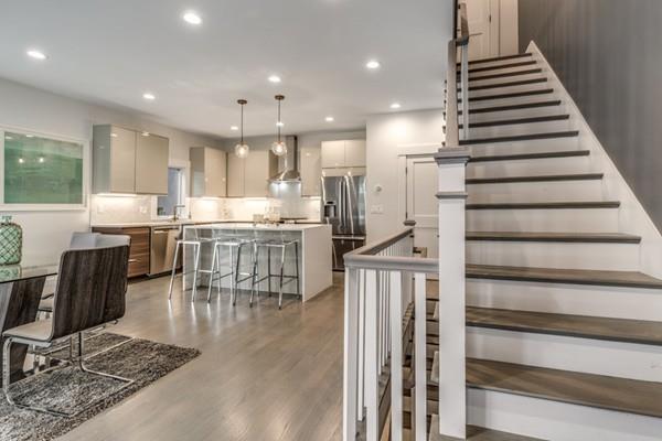 1486 Columbia - Photo 1