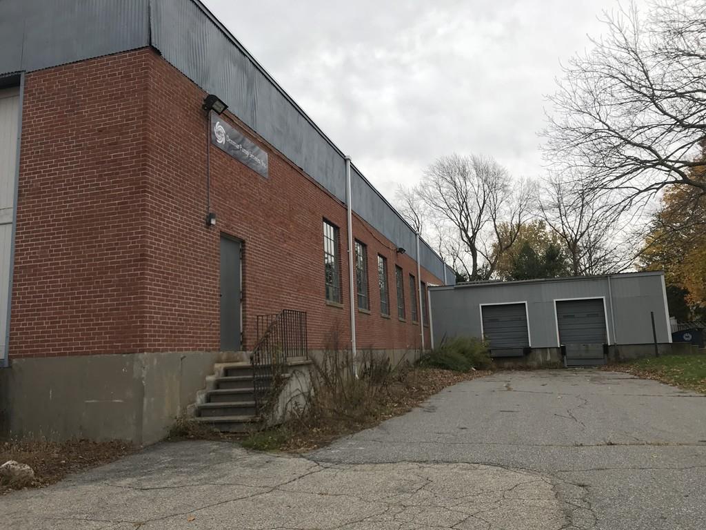 52 School St - Photo 1