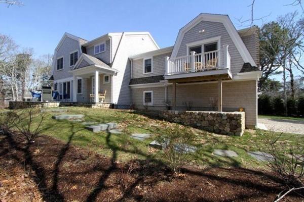 4 Geraldine Ave - Photo 1
