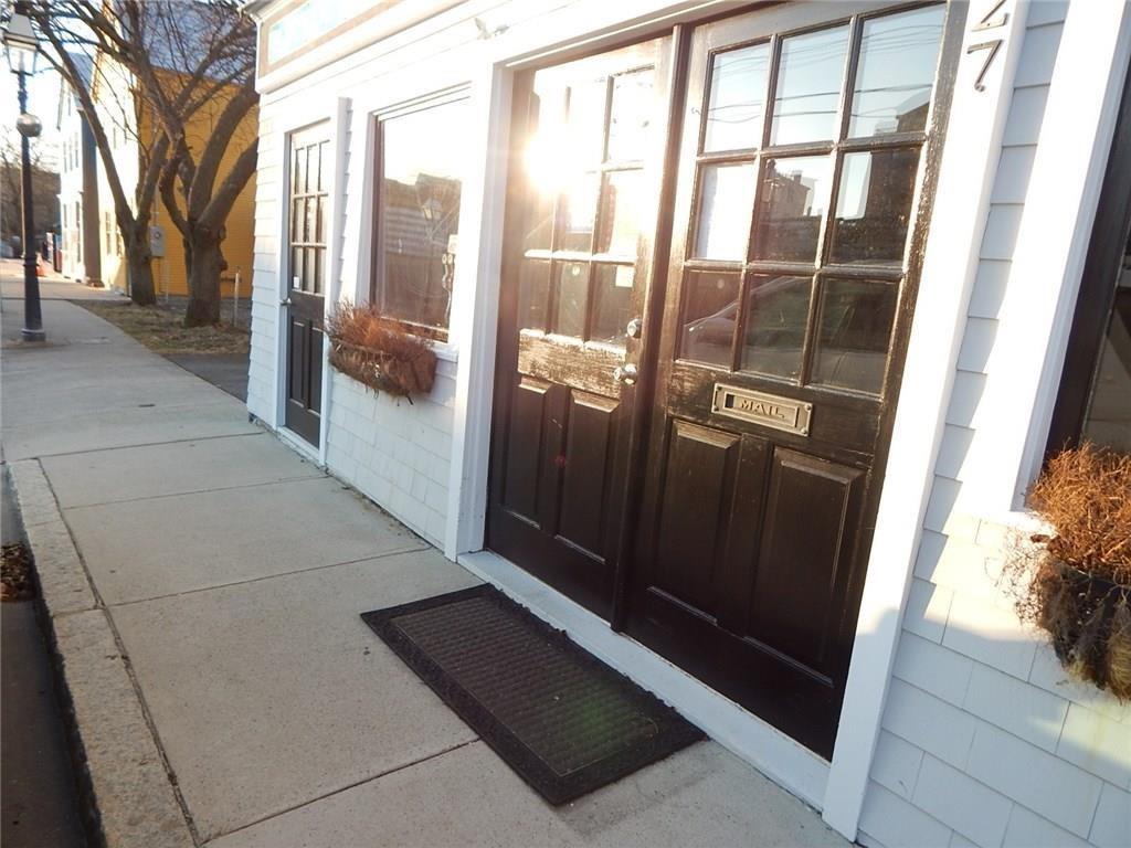 227 Thames - Photo 1