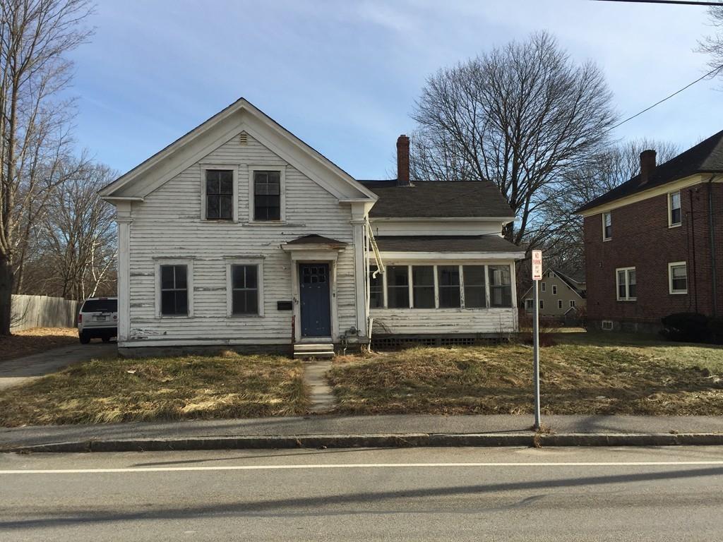 643 School St - Photo 1