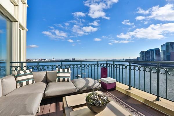 20 Rowes Wharf - Photo 1