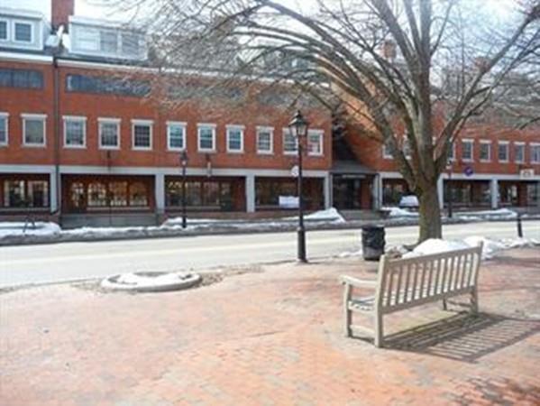 1 Merrimac - Photo 1