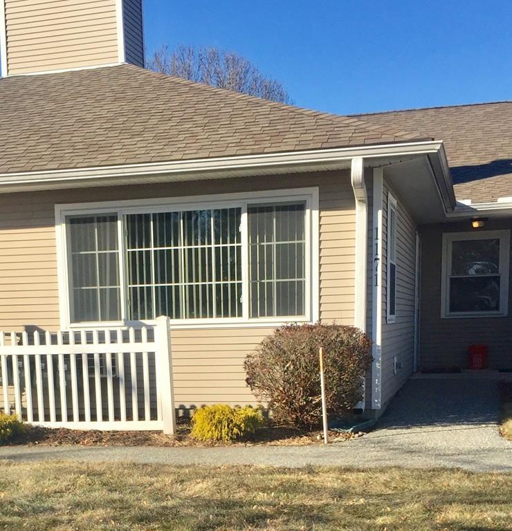 1171 James St - Photo 1