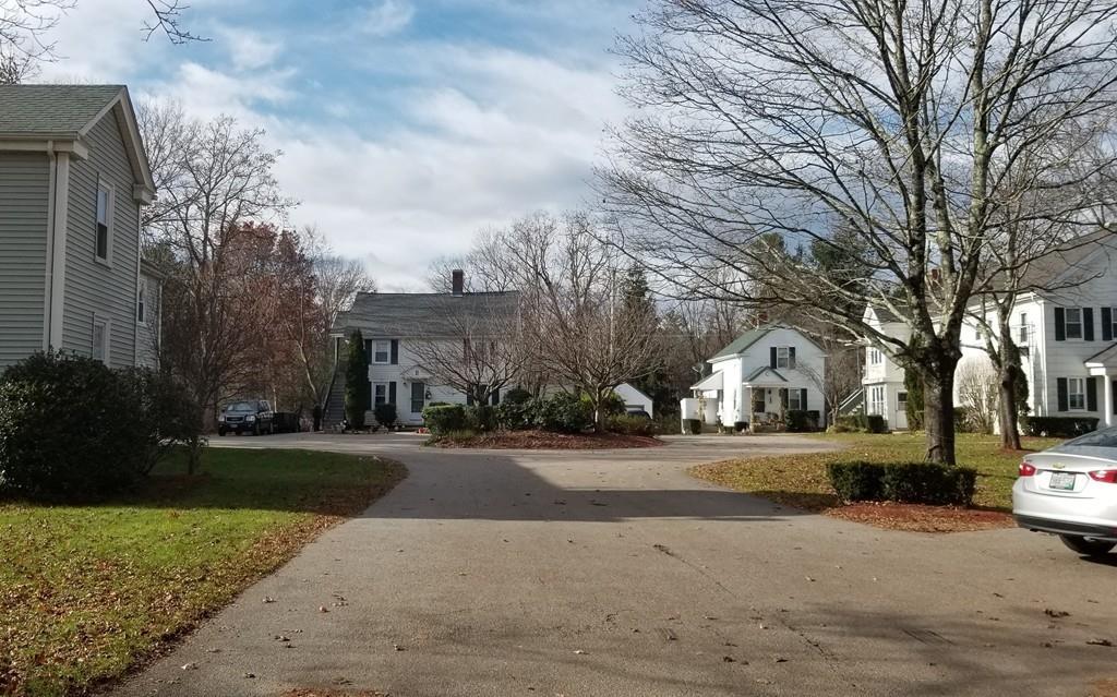 120 N Main St - Photo 1