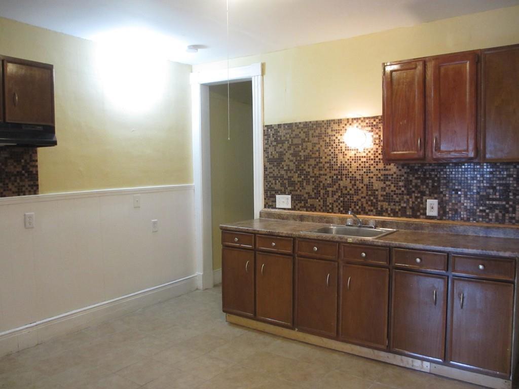 43 Hollywood St - Photo 1