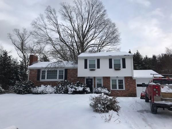6 Roy Ave - Photo 1