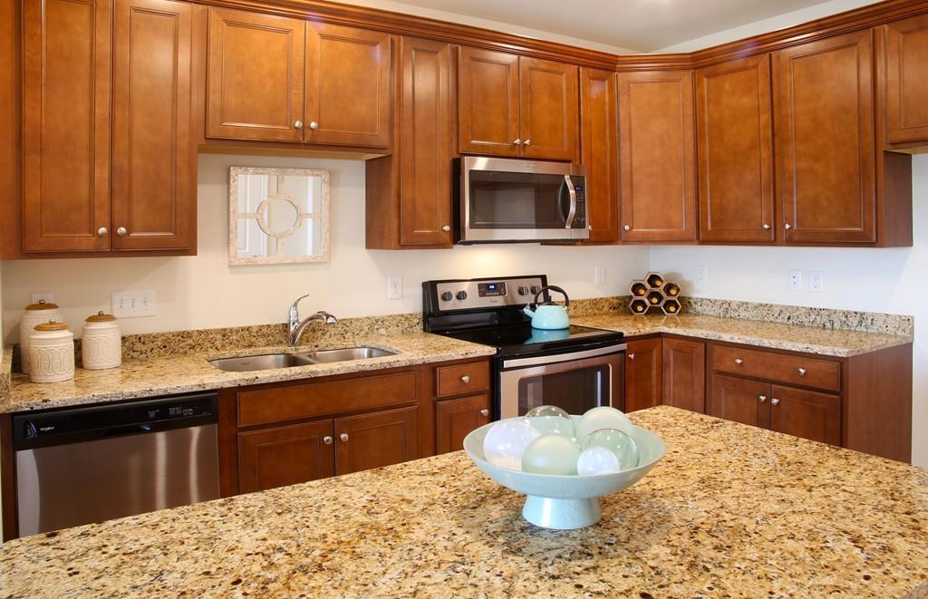 130 University Ave (Unit 01404) - Photo 1