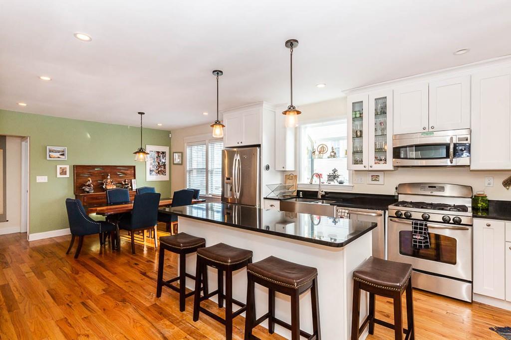 116 Farquhar Street - Photo 1