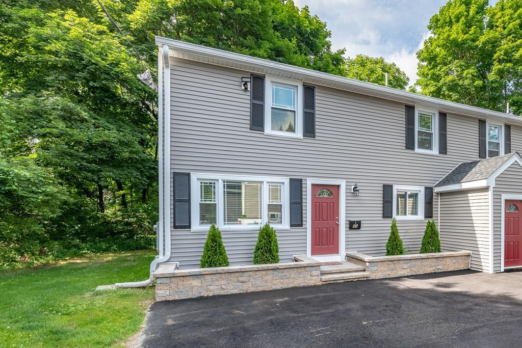 40 Elm St - Photo 1