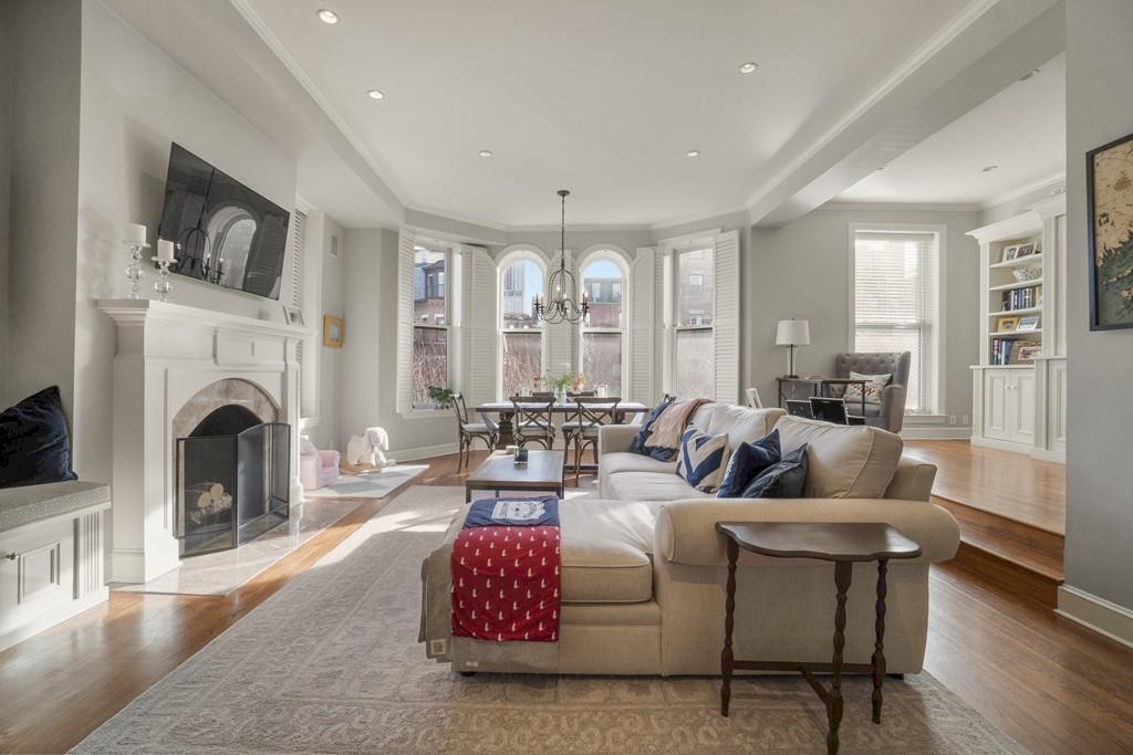 365 Marlborough Street - Photo 1