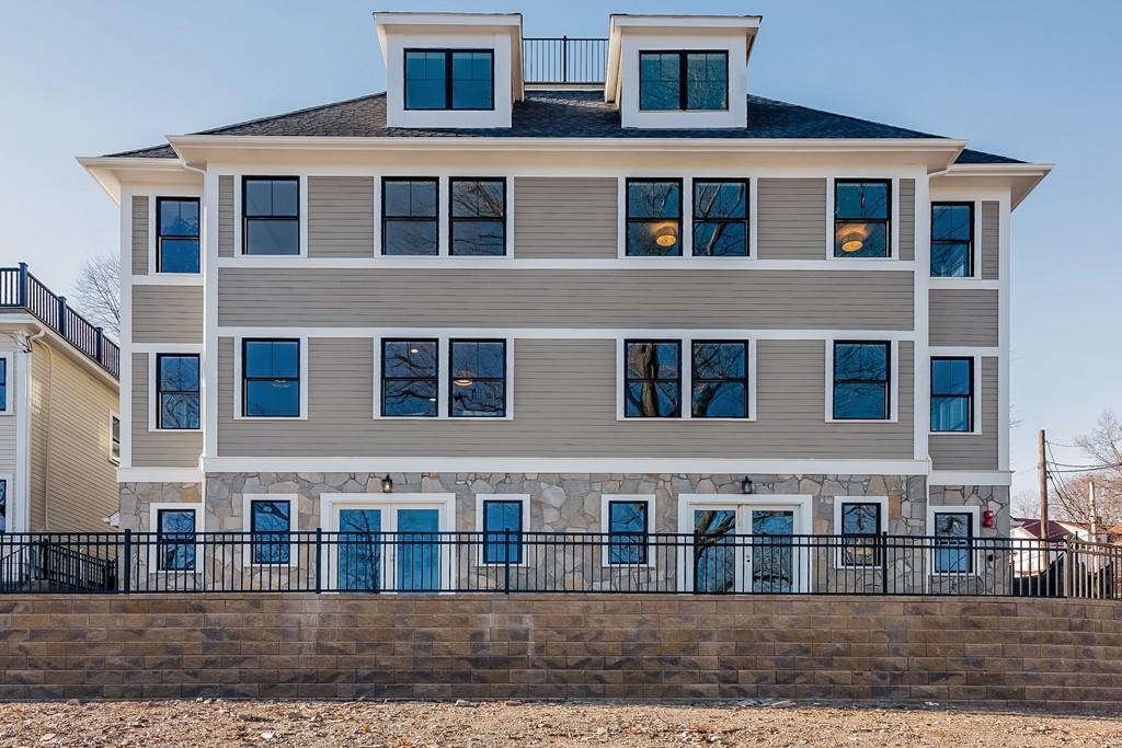 167 Poplar Street - Photo 1