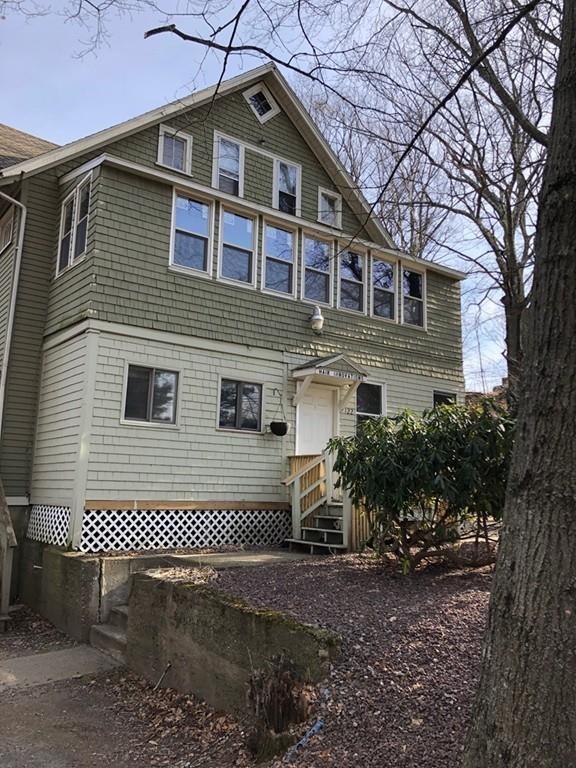 122 N Quinsigamond Ave - Photo 1